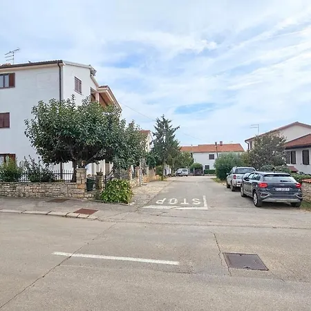 Marinela House *