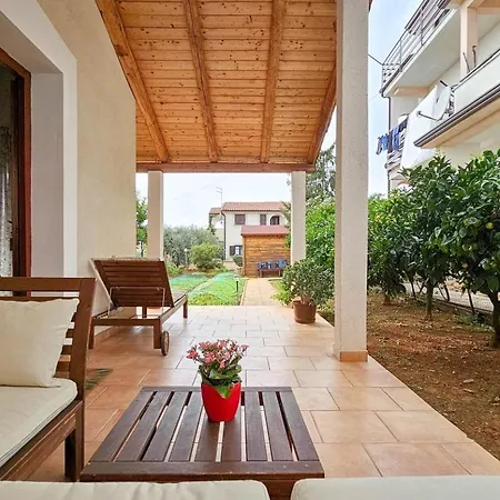 Marinela House Apartamento Novigrad Istria