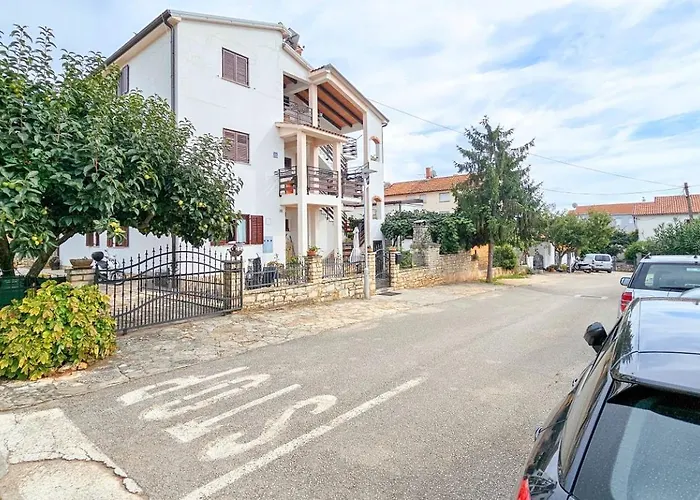 Marinela House Daire Novigrad Istria
